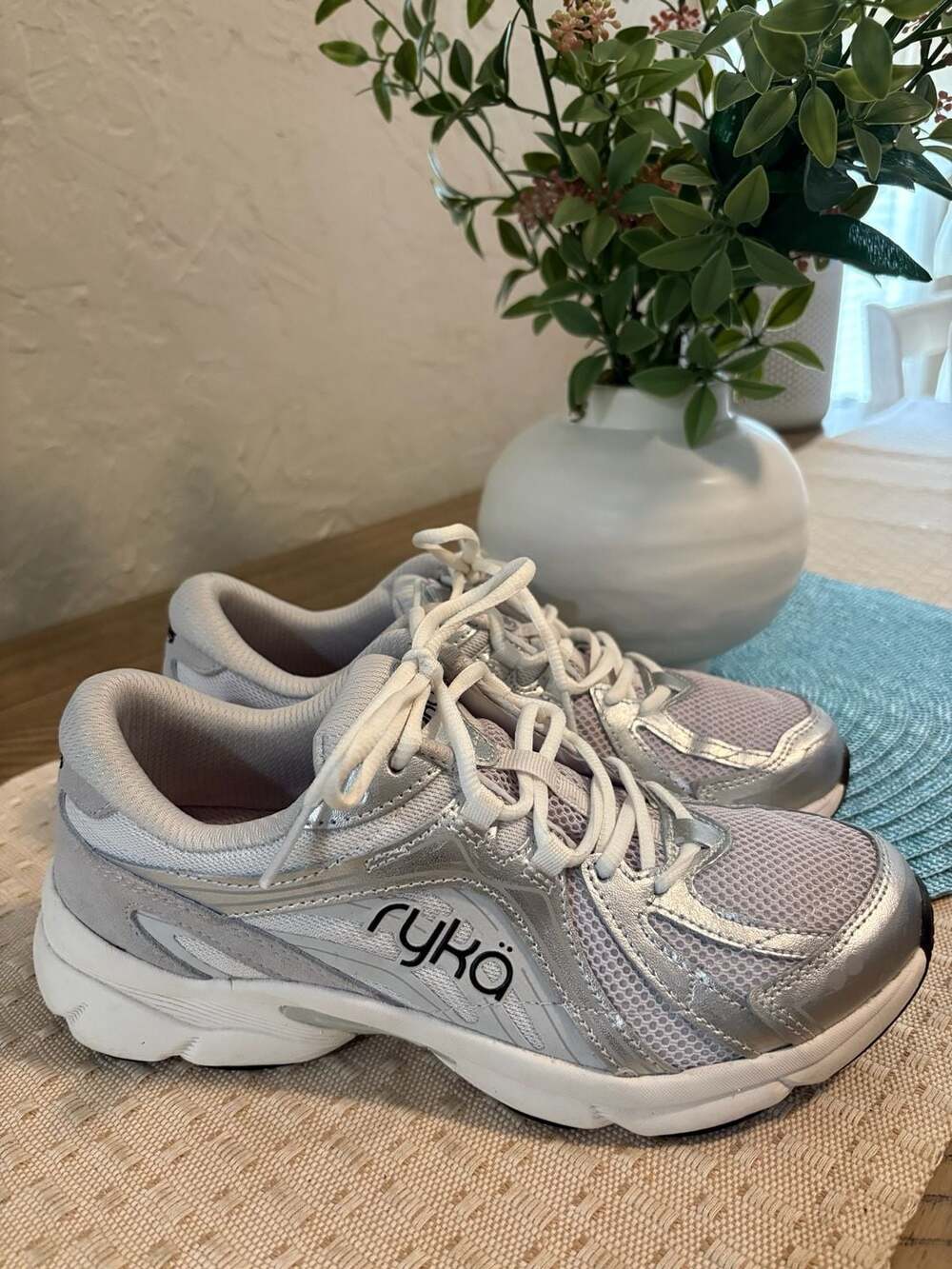 Ryka Skylift Women's Athletic Walking Sneakers Silver Size 6.5